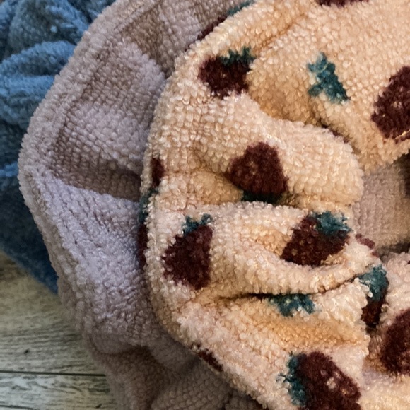 Room Essentials Target Microfiber Towel Twisters Scrunchies - Picture 3 of 6